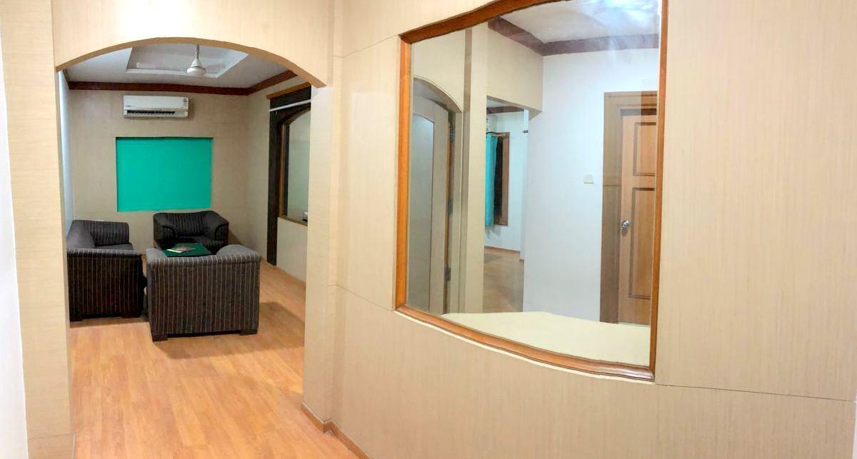 Hotel Elite Ghaziabad Exteriör bild