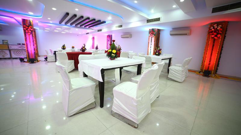 Hotel Elite Ghaziabad Exteriör bild
